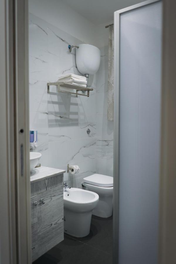 Dl Luxury B&B Naples Bilik gambar